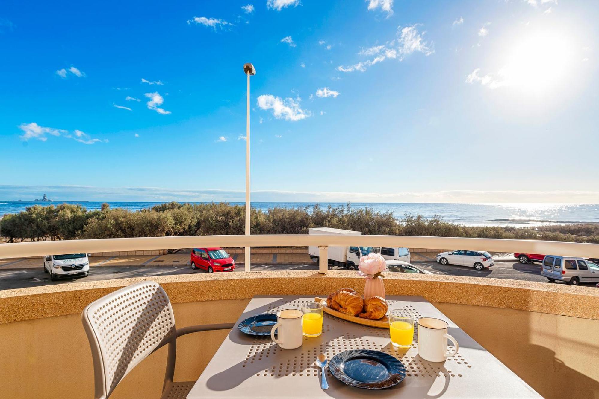 Medano4You Unforgettable Sunrise In Tenerife El Medano  Luaran gambar